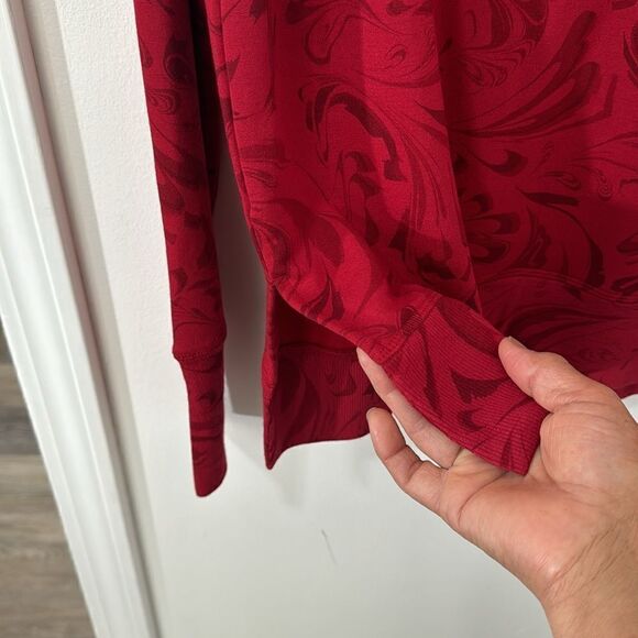 ATHLETA V NECK SHIRT SIZE M .OVER SIZE - Picture 5 of 10